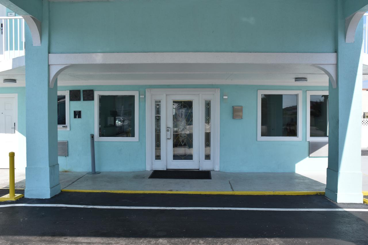 Destin Inn & Suites Exterior photo