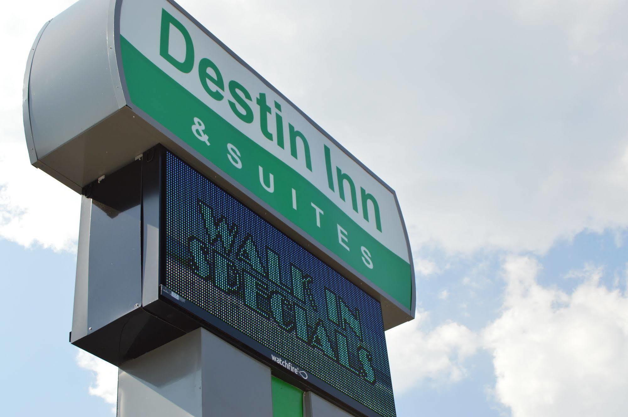 Destin Inn & Suites Exterior photo